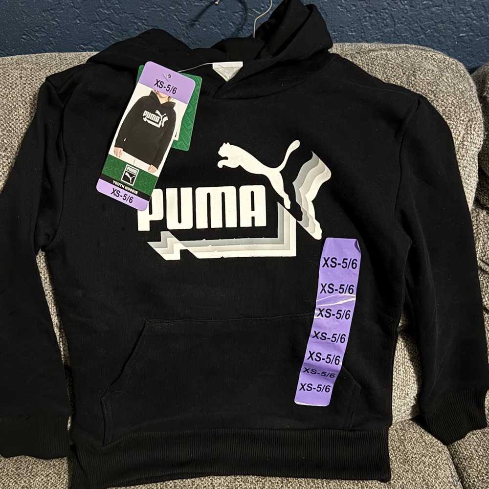 NWT Kids Puma Hoodie Unisex XS 5/6